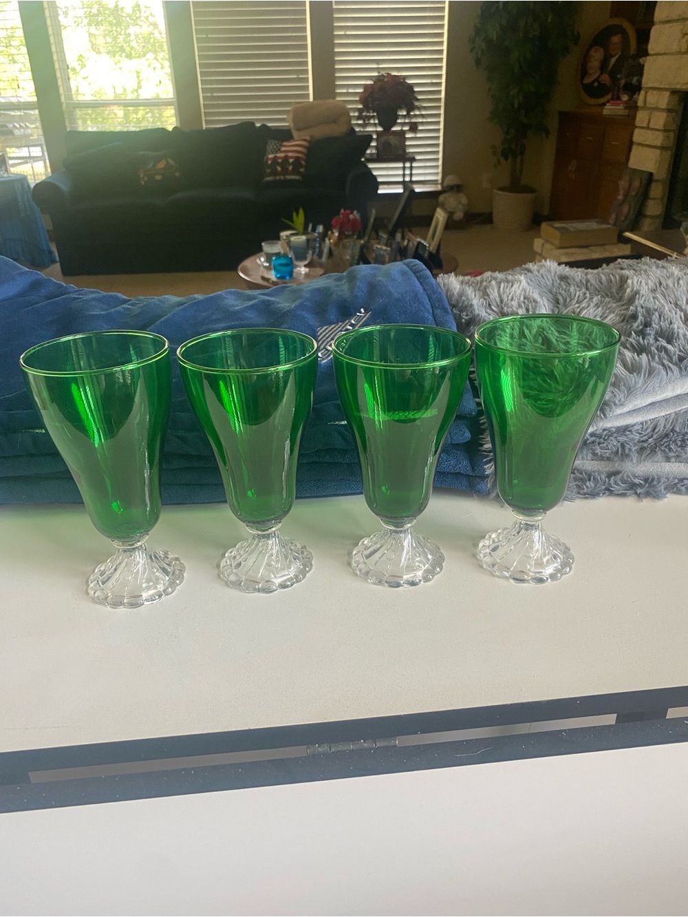Set of 4 Green Glass Goblets with Clear Bases